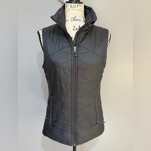 COLUMBIA SLEEK BLACK QUILTED VEST SZ S